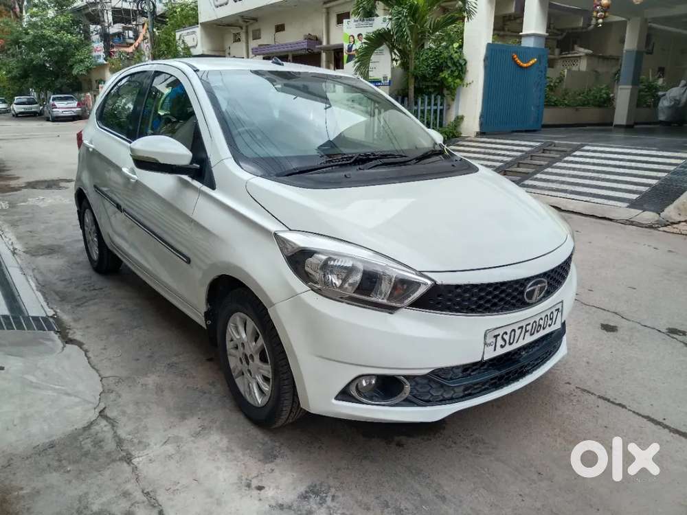 Tata Tiago Xza, 2017, Petrol