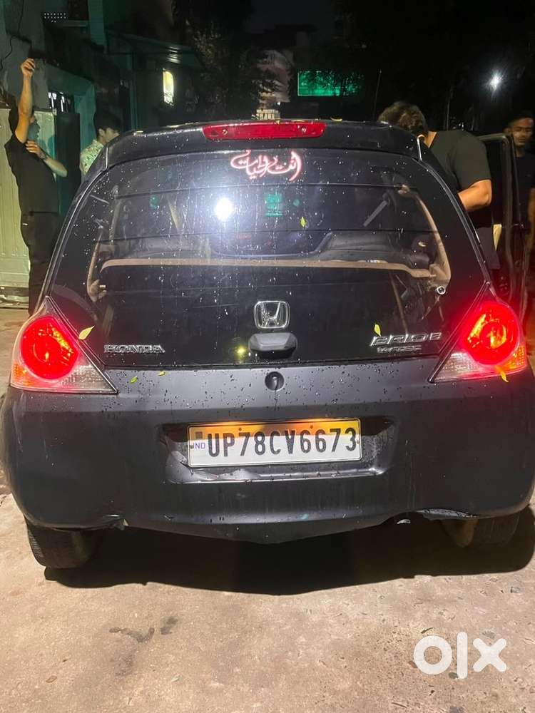 Honda Brio Manual 2013 Urgent Sell Kar Na Hai