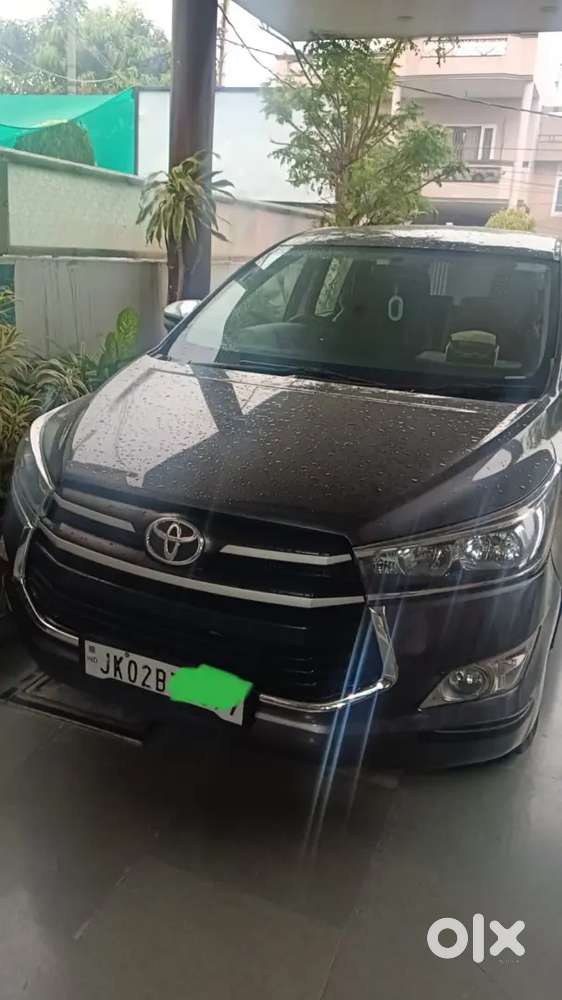 Toyota Innova Crysta 2017 Diesel 90000 Km Driven