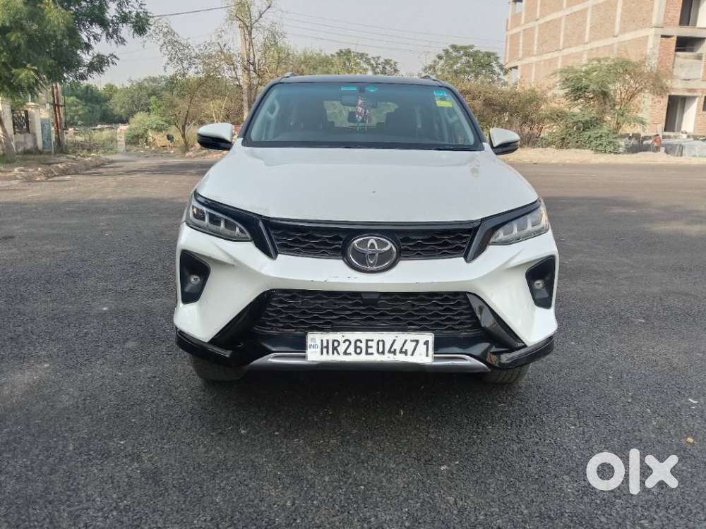 Toyota Fortuner Legender 4x2 At 2.8, 2021, Petrol