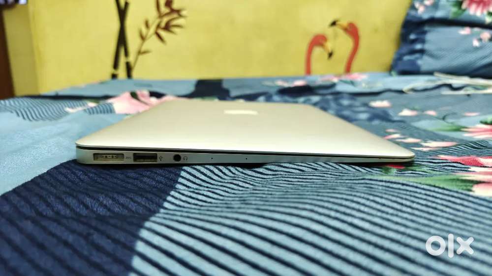 MacBook Air 11-inch Mid 2013 - Computers & Laptops in undefined