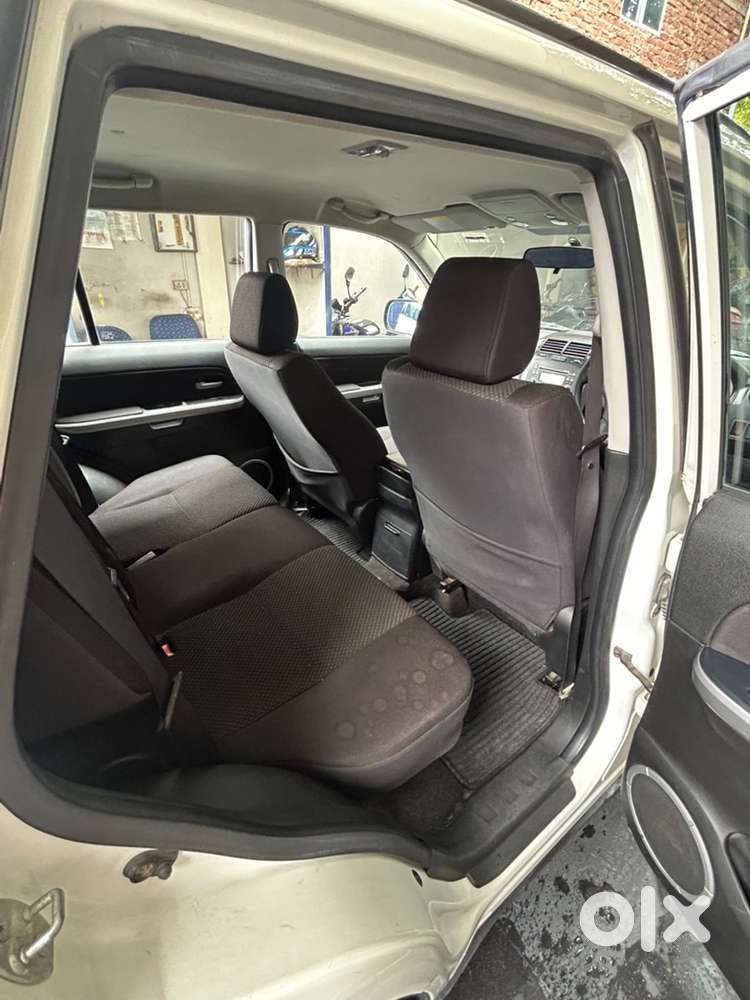 Maruti Suzuki Grand Vitara 2012 Petrol