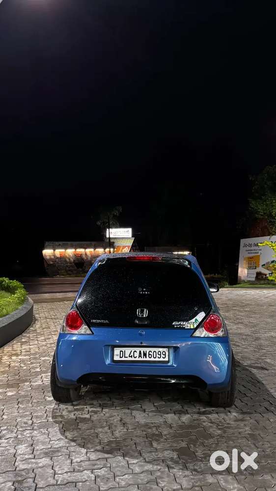 Honda Brio  2012