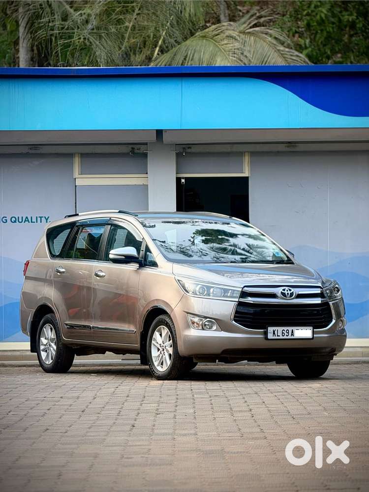 Toyota Innova Crysta 2.8z Automatic, 2017, Diesel
