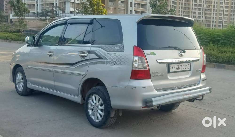 Toyota Innova 2.5 V 8 Str, 2013, Diesel