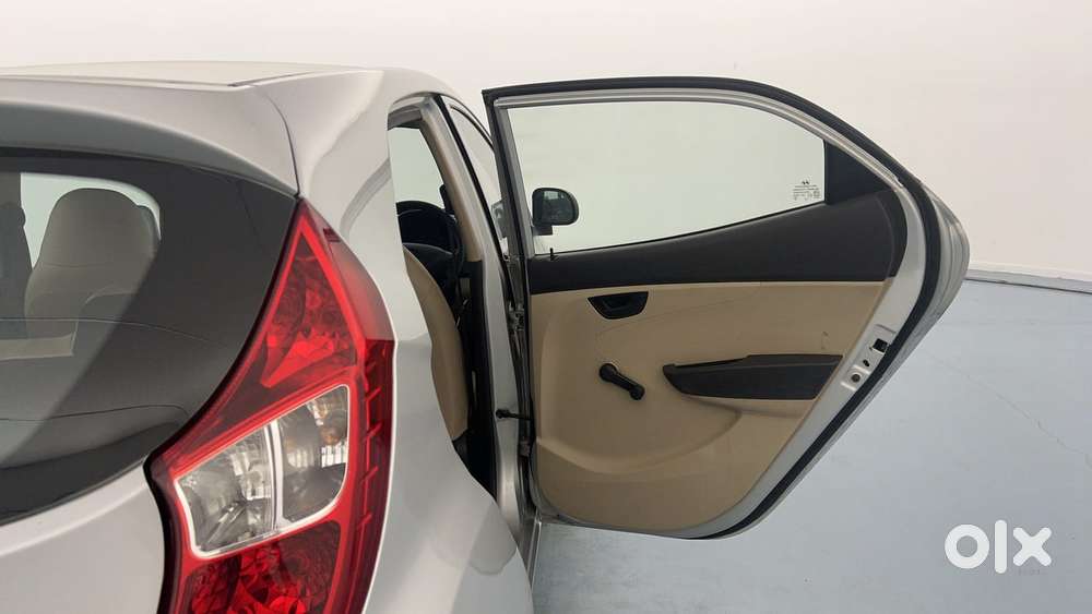 Hyundai Eon Era +, 2017, Petrol
