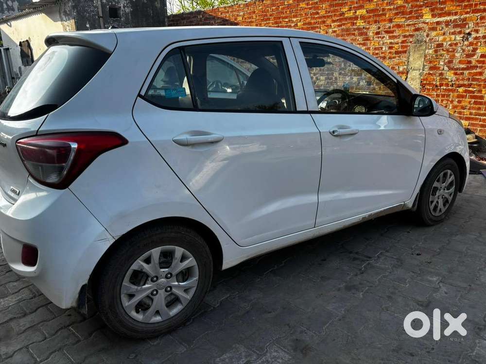 Hyundai Grand I10 2016 Diesel Well Maintained