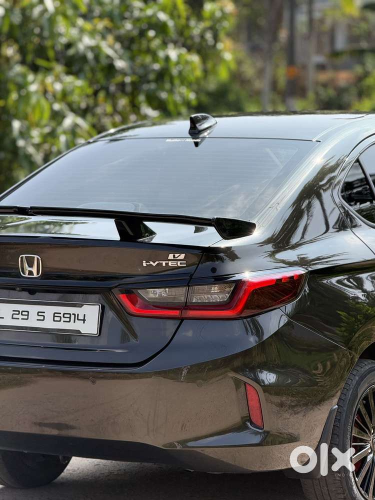 Honda City 1.5 V 5th Gen I-vtec Mt, 2021, Petrol
