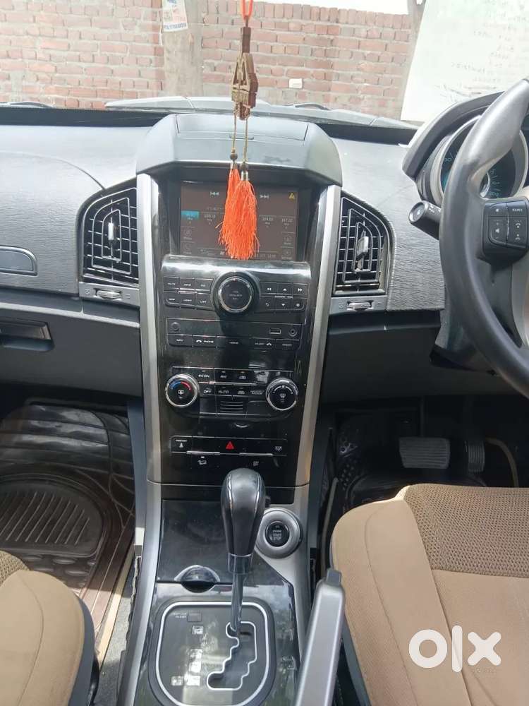Mahindra Xuv500 W7 At, 2018, Diesel