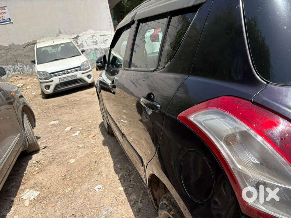 Maruti Suzuki Swift 2015 Cng & Hybrids Well Maintained