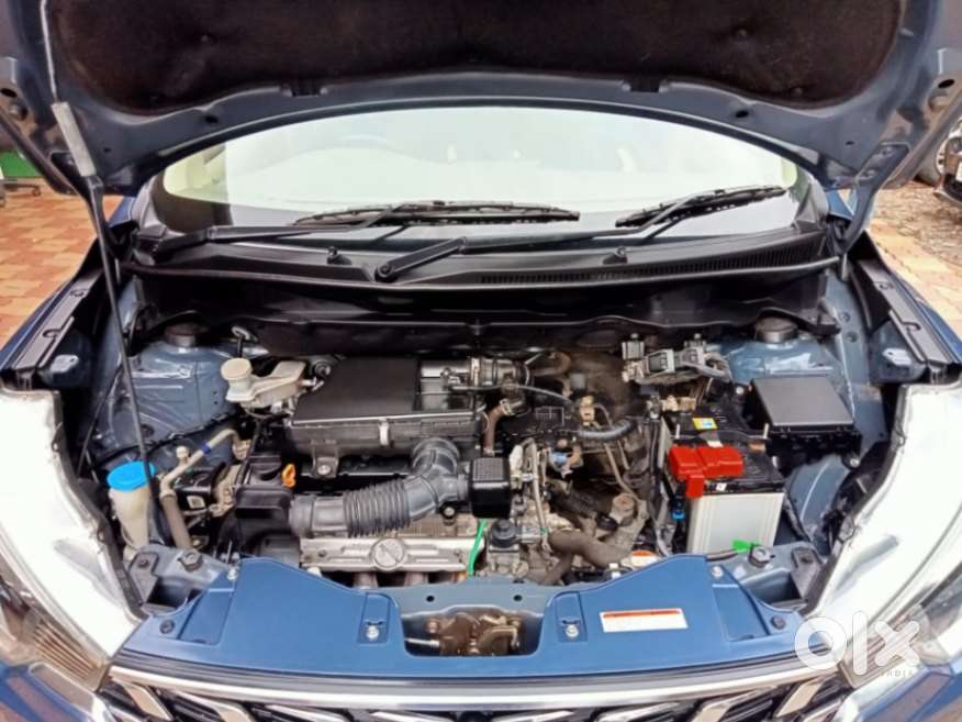 Maruti Suzuki Ertiga Zxi Shvs, 2022, Petrol
