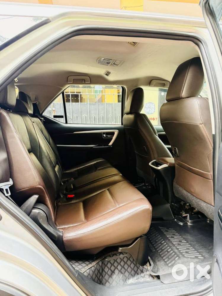 Toyota Fortuner 2.8 4wd Mt, 2017, Diesel