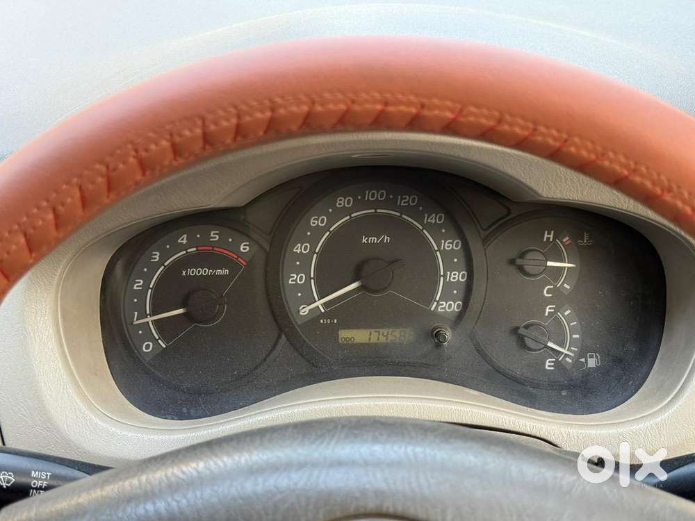 Toyota Innova 2.5g