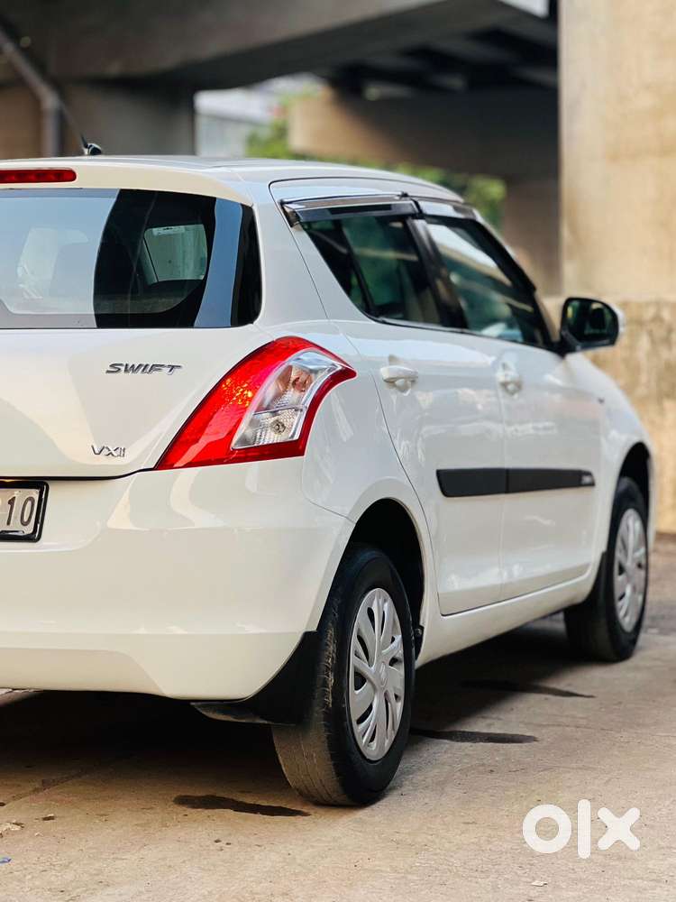Maruti Suzuki Swift 1.2 Vxi (o), 2014, Petrol