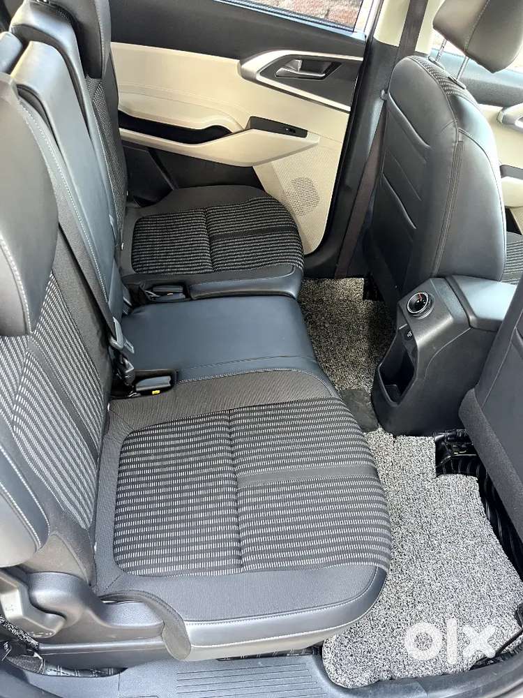 Kia Carens Prestige 7 Str 2024 / Petrol_e20 Compatible Bs-vi
