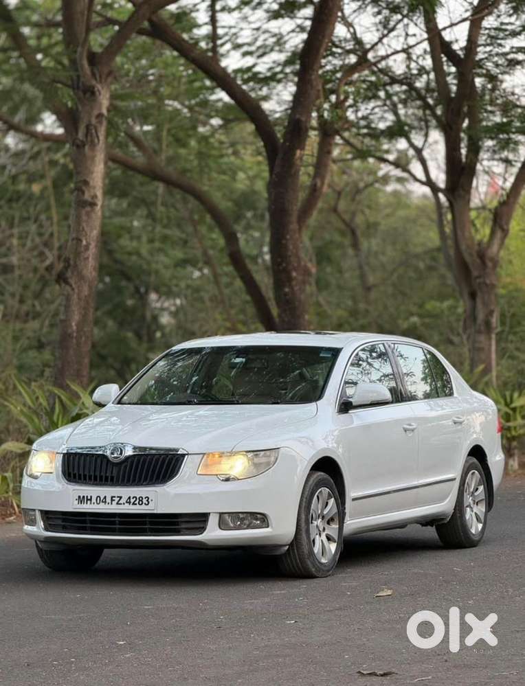 Skoda Superb 2013 Petrol First Owner