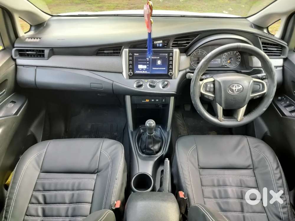 Toyota Innova Crysta [2020-ongoing] 2.4 Gx 8 Str, 2022, Diesel