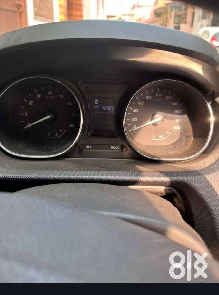 Tata Tiago Top Model