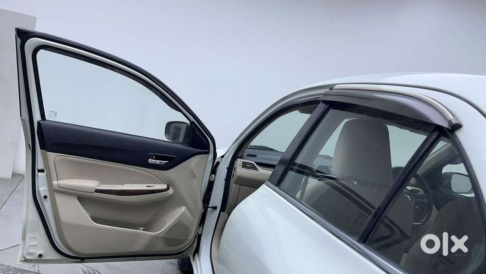 Maruti Suzuki Dzire 1.2 Zxi Plus Amt, 2017, Petrol