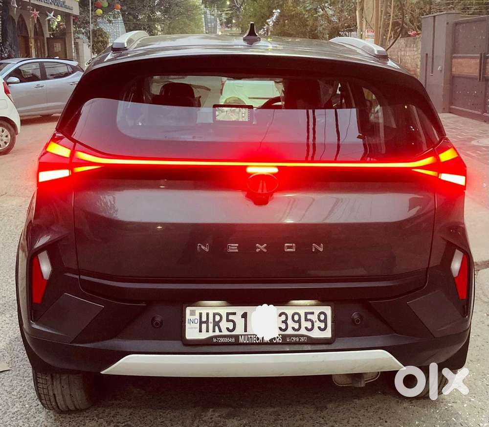 Tata Nexon Creative Plus 1.2 Revotron Petrol 6 Mt, 2024, Petrol
