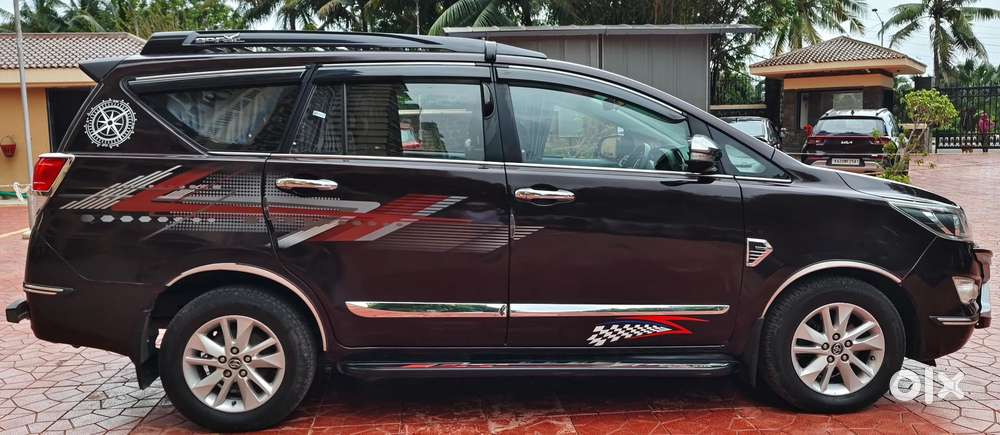 Toyota Innova Crysta 2.7 Gx At 8s, 2018, Diesel