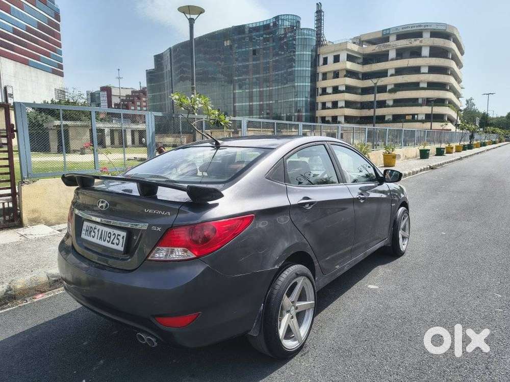 Hyundai Verna Vtvt 1.6 Sx, 2013, Petrol