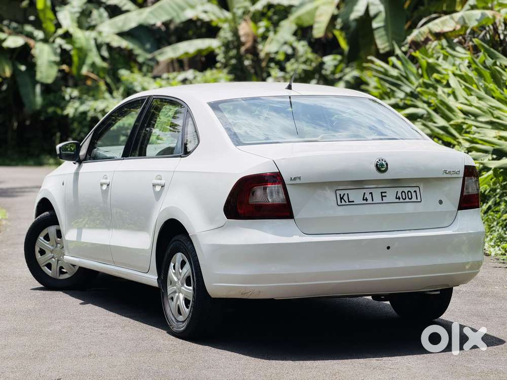 Skoda Rapid 1.6 Mpi At Ambition, 2012, Petrol