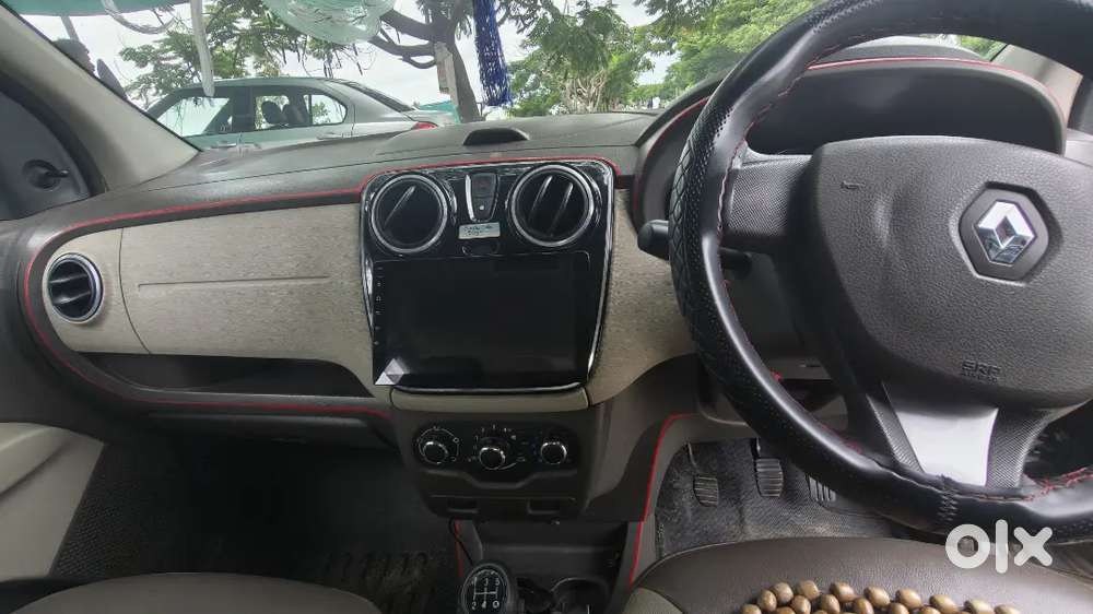 Renault Lodgy Rxz Diesel 2015