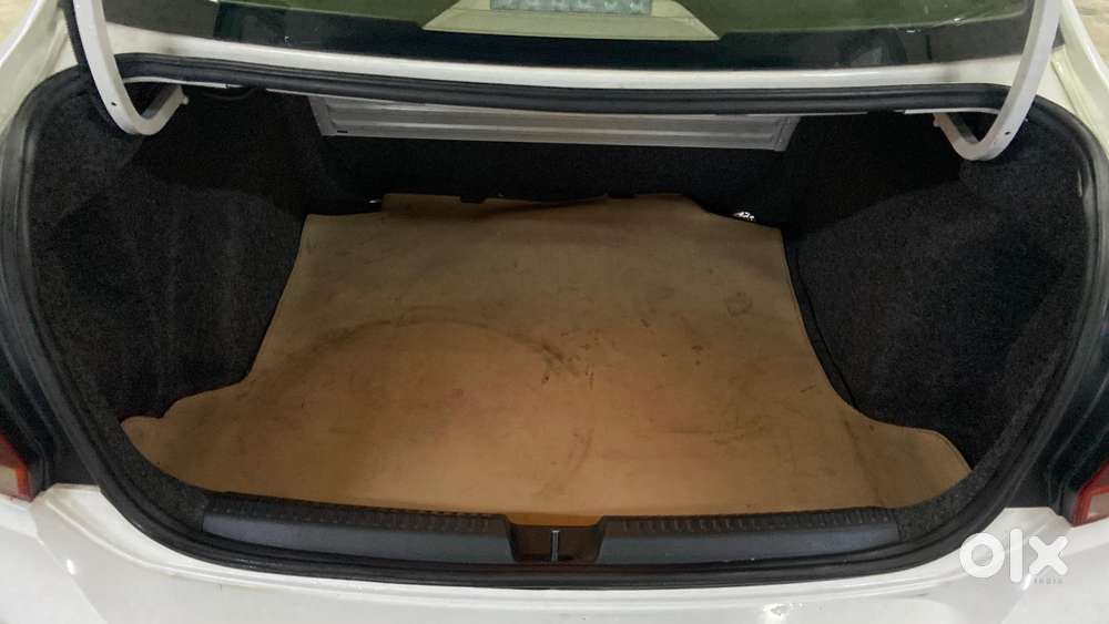 Volkswagen Vento 1.2 Tsi Highline Plus At, 2019, Petrol