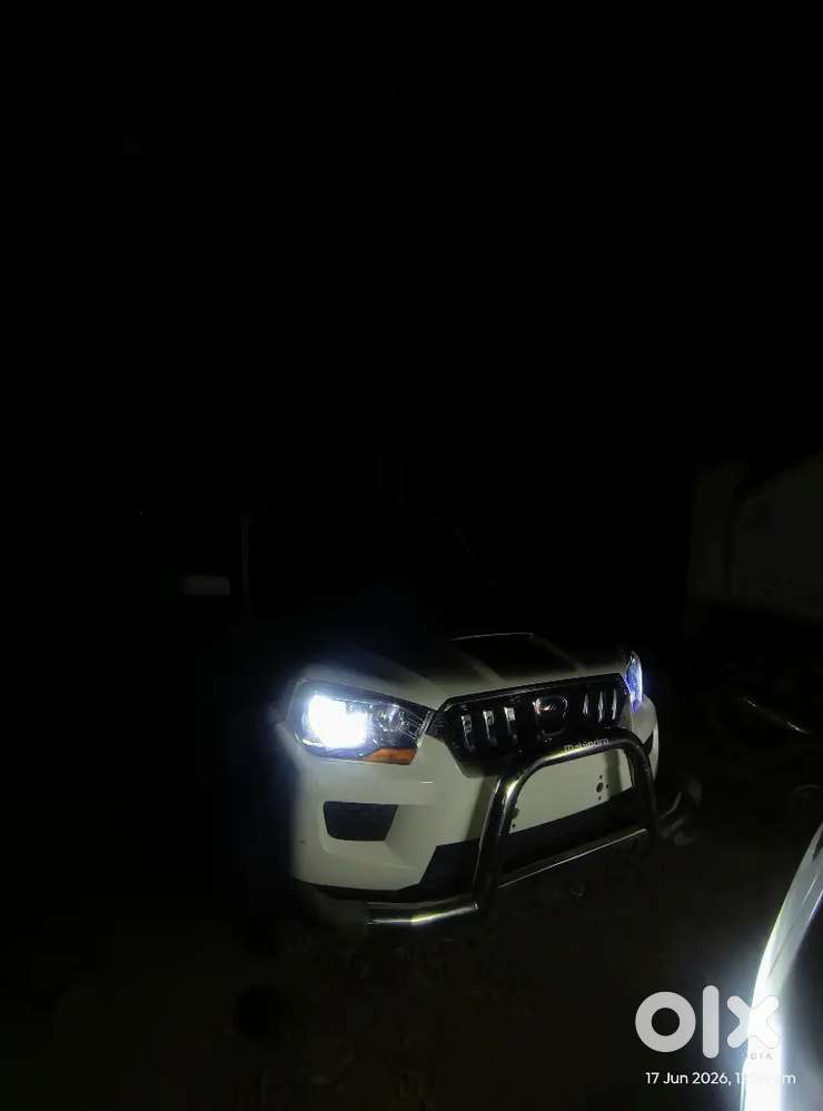 Mahindra Scorpio S6+  2017 Diesel Manual