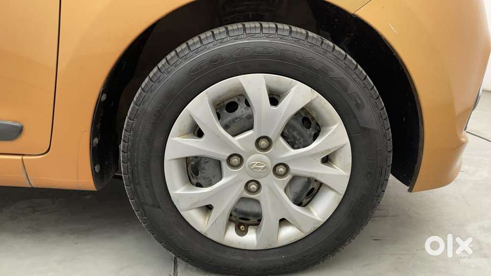 Hyundai Grand I10 [2017-2020] 1.2 Kappa Vtvt Sportz At, 2014, Petrol