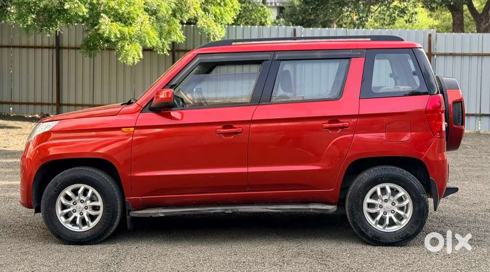 Mahindra Tuv 300 Mhawk100 T8, 2017, Petrol