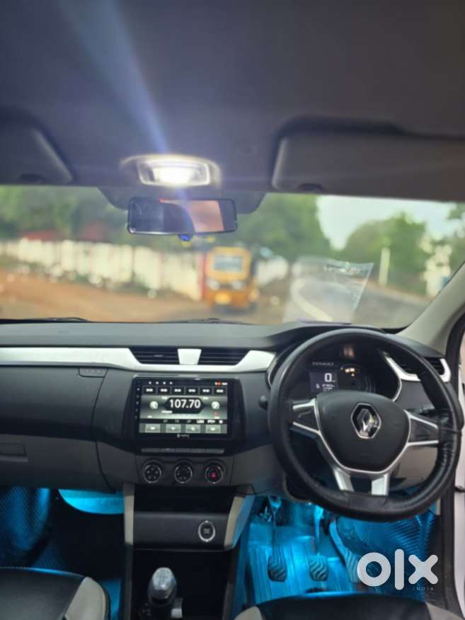 Renault Triber Rxz, 2020, Petrol