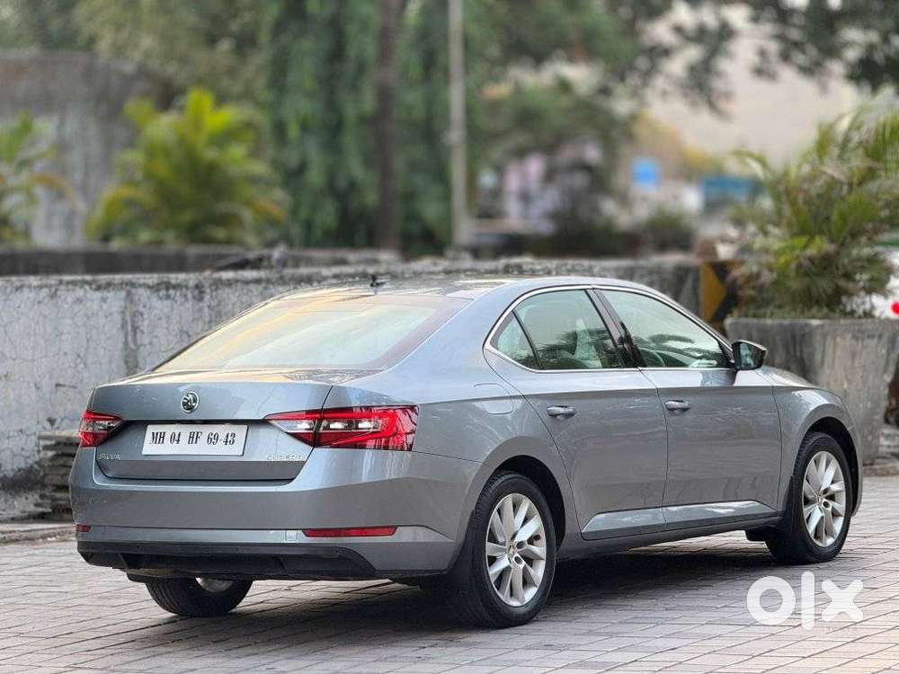 Skoda Superb Lk 1.8 Tsi At, 2016, Petrol