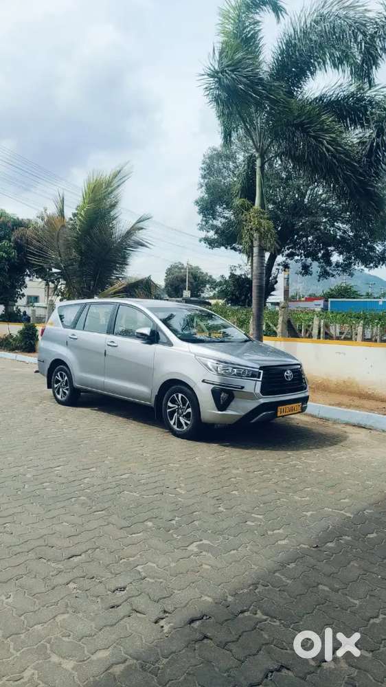 Toyota Innova Crysta 2022 Petrol 115000 Km Driven
