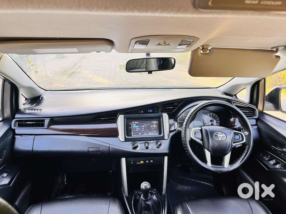 Toyota Innova Crysta 2.4 Gx Mt, 2016, Diesel