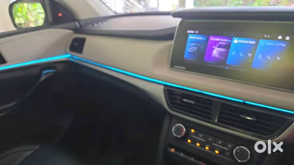 Mahindra Xuv700 2023 Diesel 85000 Km Driven