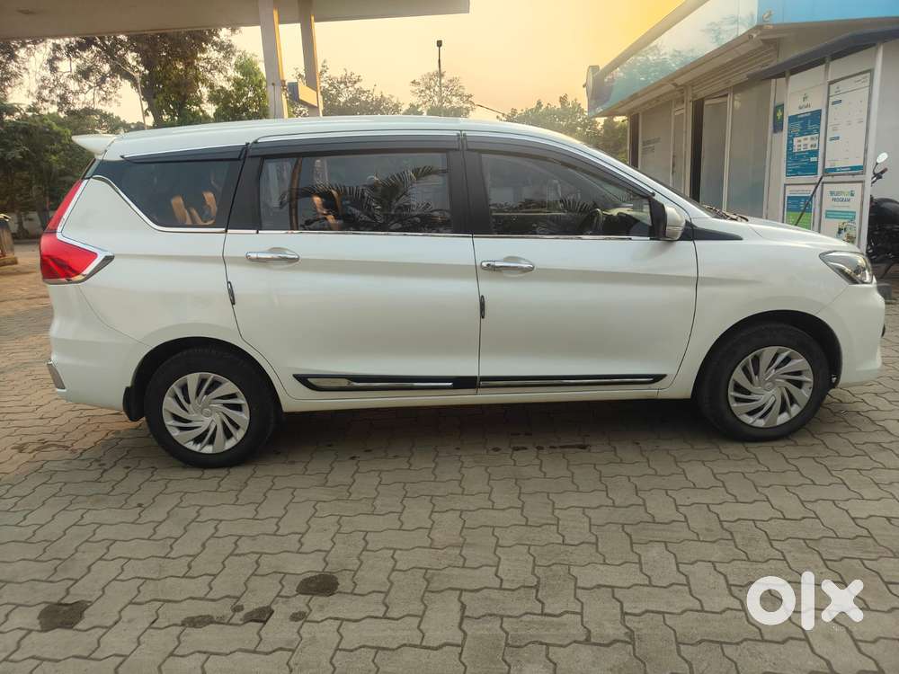 Toyota Rumion S Cng, 2024, Petrol