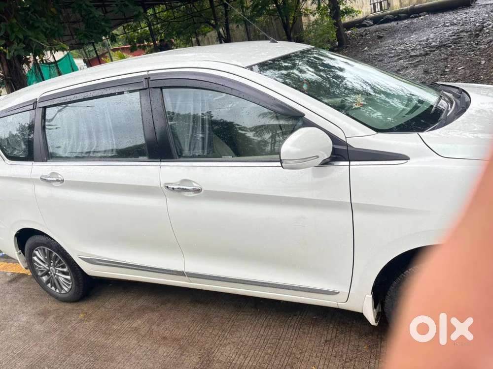 Maruti Suzuki Ertiga Zxi Plus (smart Hybrid) &ndash; Just 29,000 Km  Excell