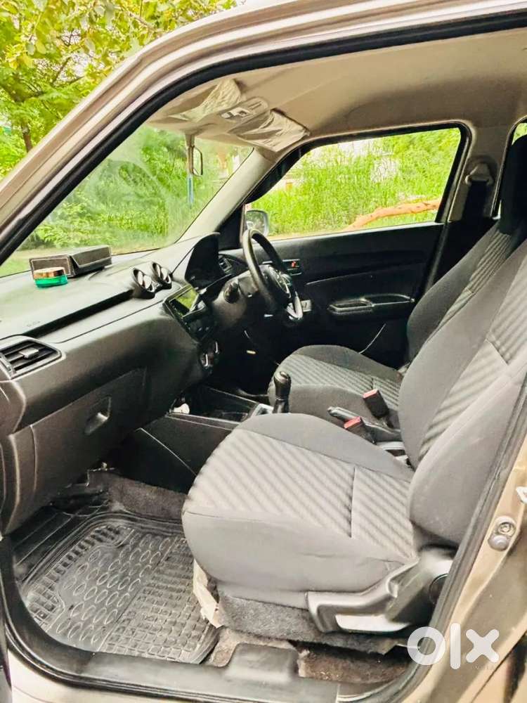 Maruti Suzuki Swift Vxi, 2022, Petrol