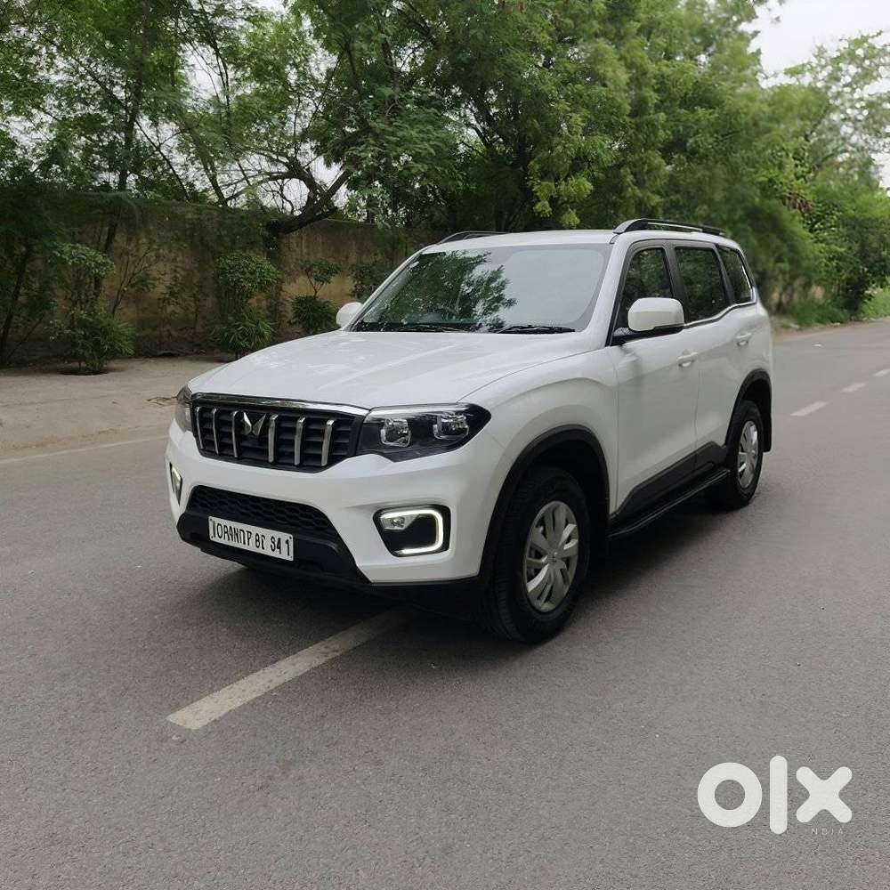 Mahindra Scorpio-n 2.0 Z2 Petrol Mt 7 Str, 2025, Petrol