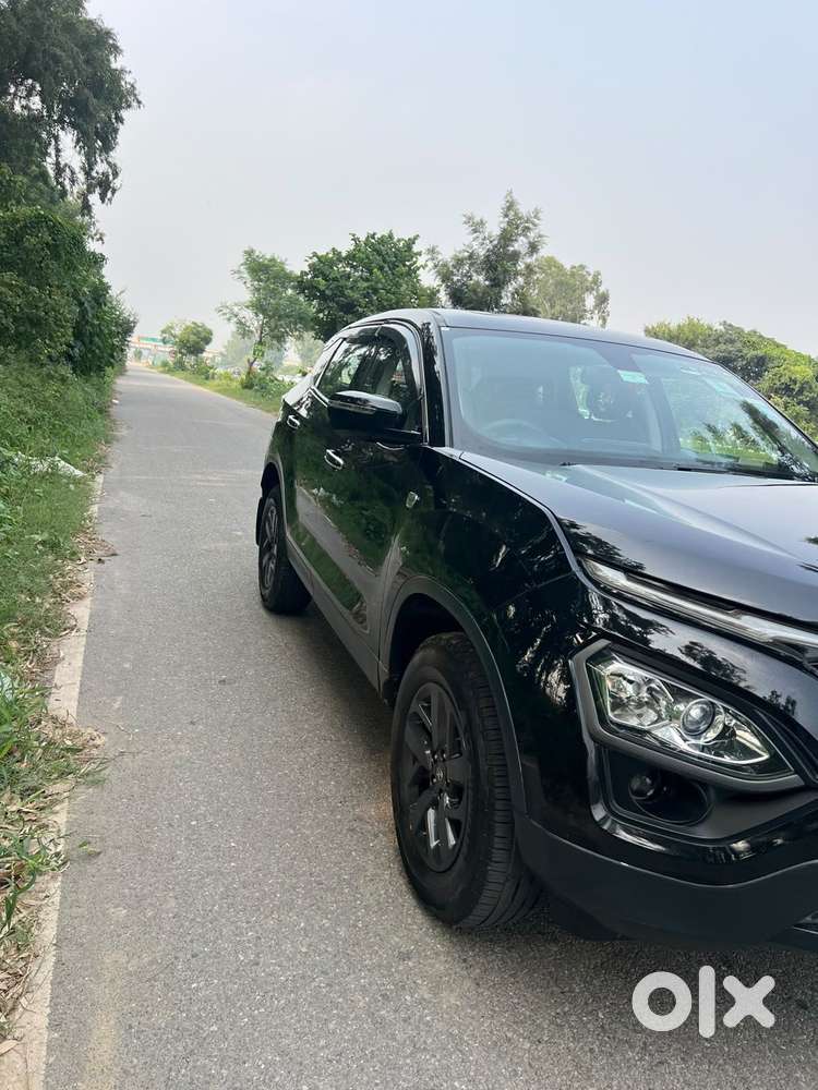 Tata Harrier 2.0 Xza Sunroof Dark Edition, 2021, Diesel