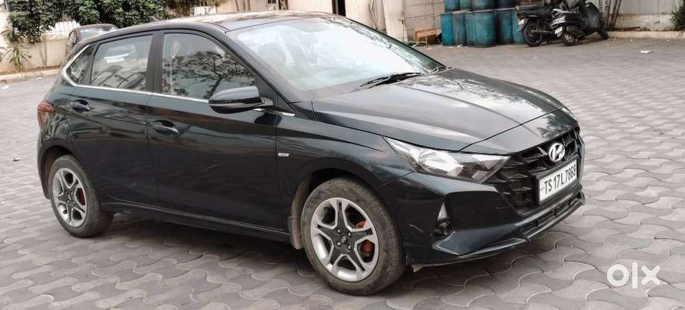 Hyundai I20 Sportz 1.2 Ivt, 2023, Petrol