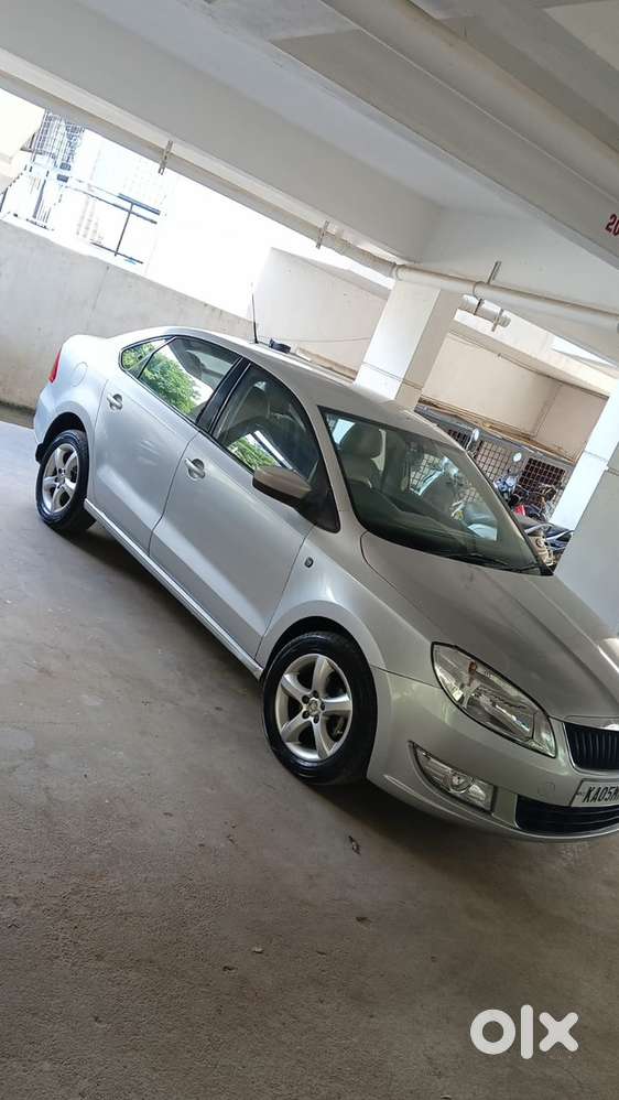 Skoda Rapid Tsi Diesel 2013