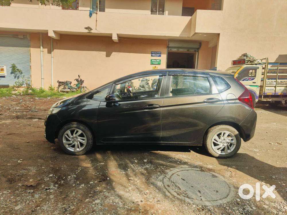Honda Jazz V Automatic, 2016, Petrol
