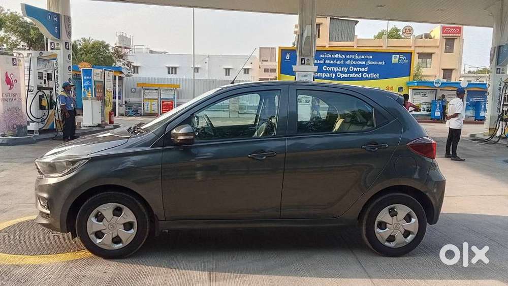 Tata Tiago 1.2 Revotron Xt (o), 2020, Petrol