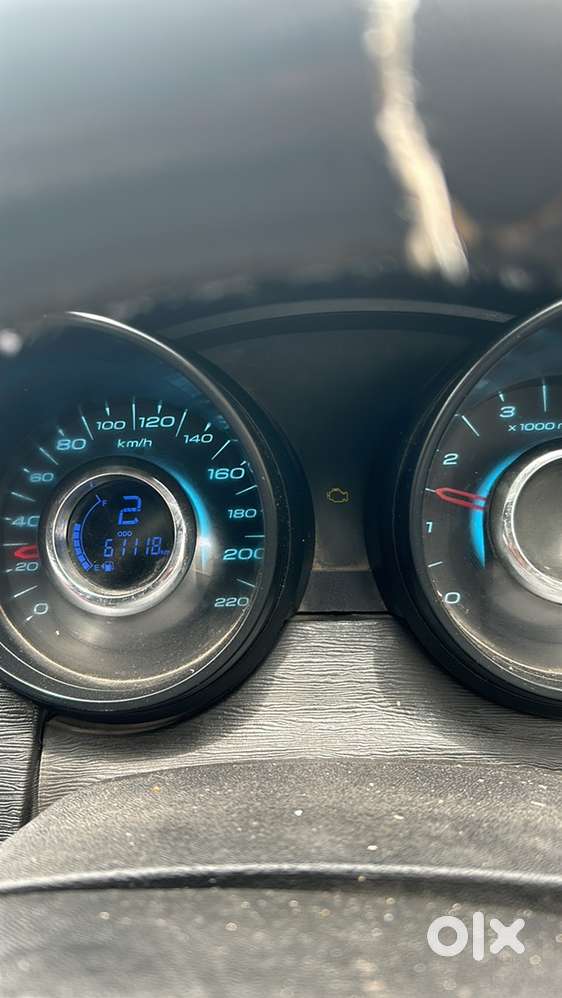 Mahindra Xuv500 2017 Diesel 75000 Km Driven