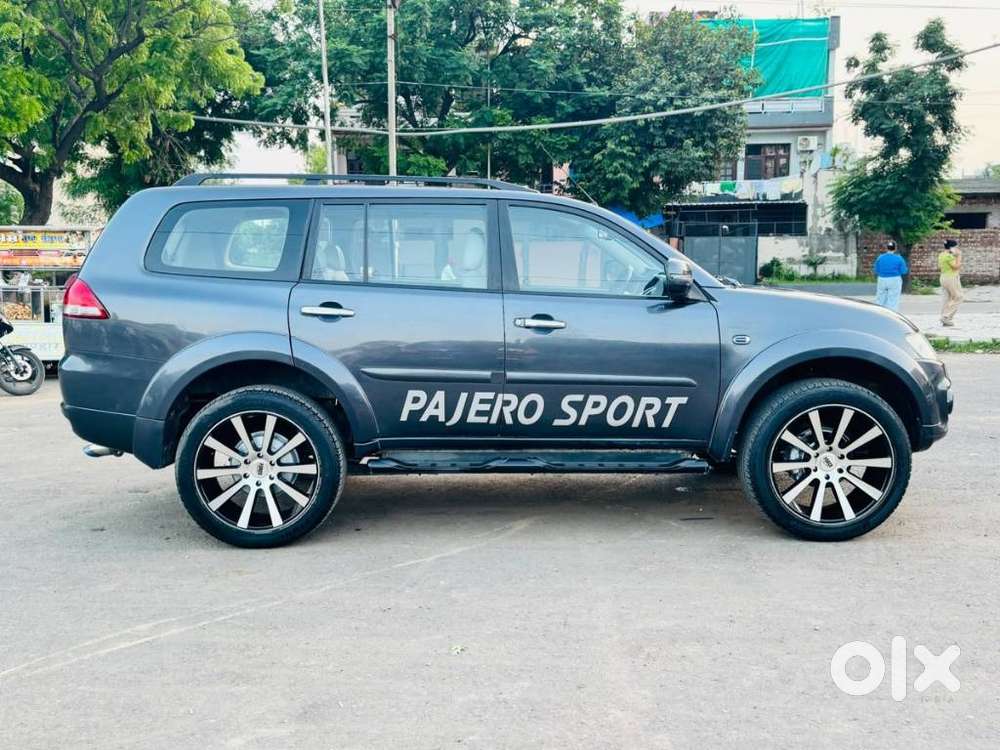 Mitsubishi Pajero Sport 4x2 At, 2015, Diesel