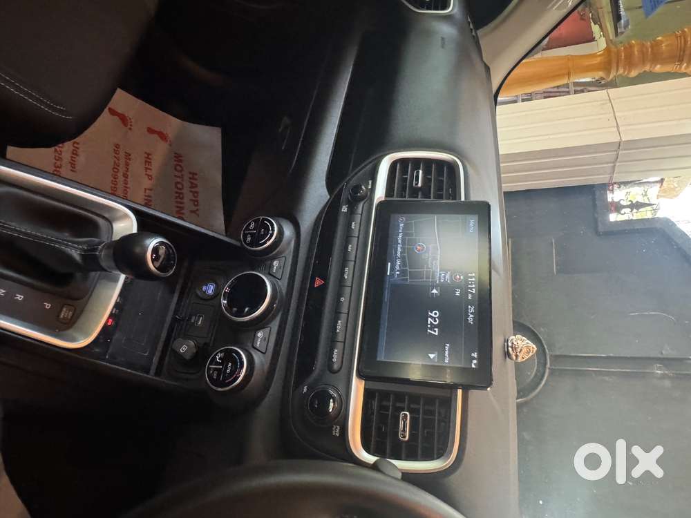 Hyundai Venue 2019 Petrol 14956 Km Driven