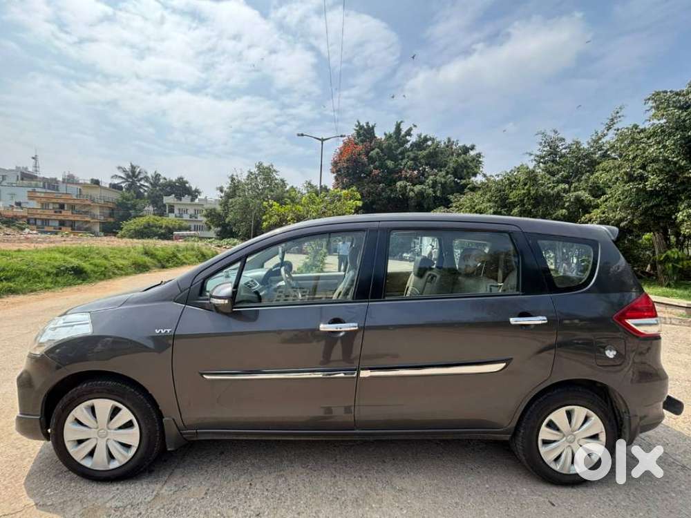 Maruti Suzuki Ertiga Vxi At, 2017, Petrol